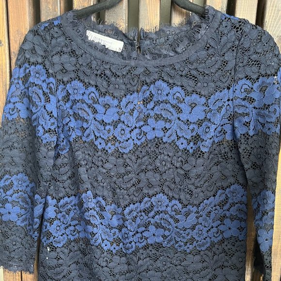 Lace top in Black & Blue (S) - Picture 5 of 9